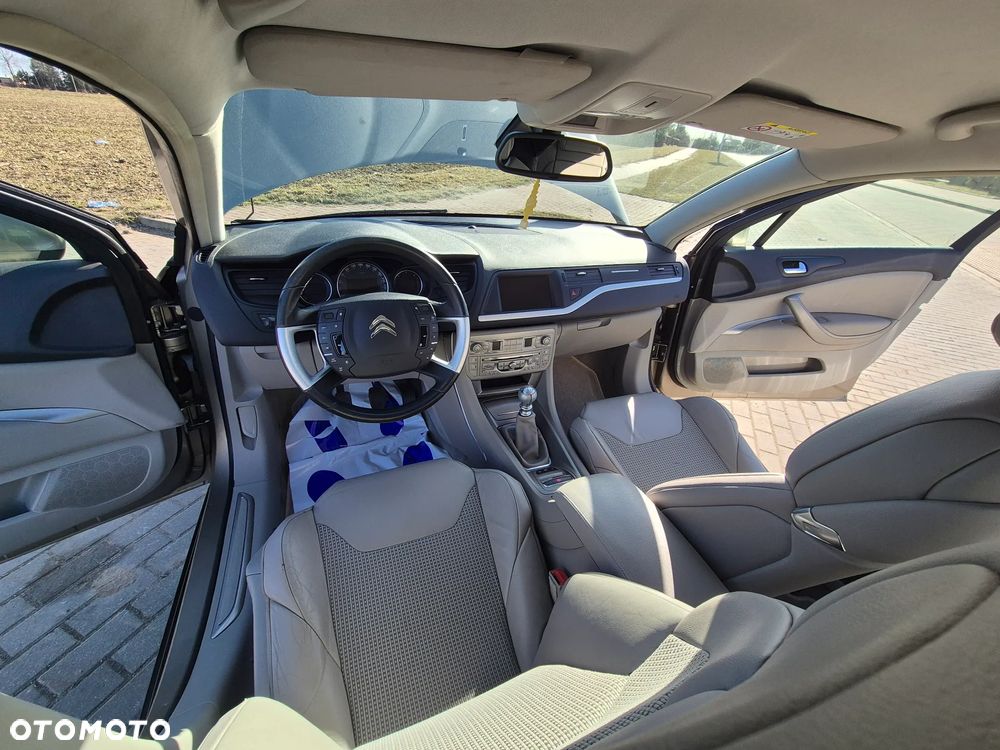 Citroën C5 HDi 140 FAP Exclusive - 22