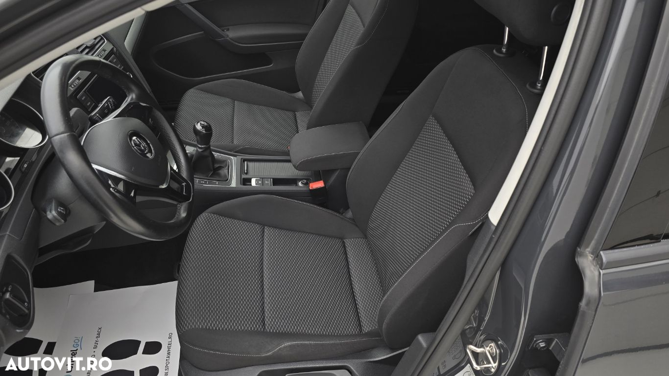 Volkswagen Golf 1.0 TSI Trendline - 12