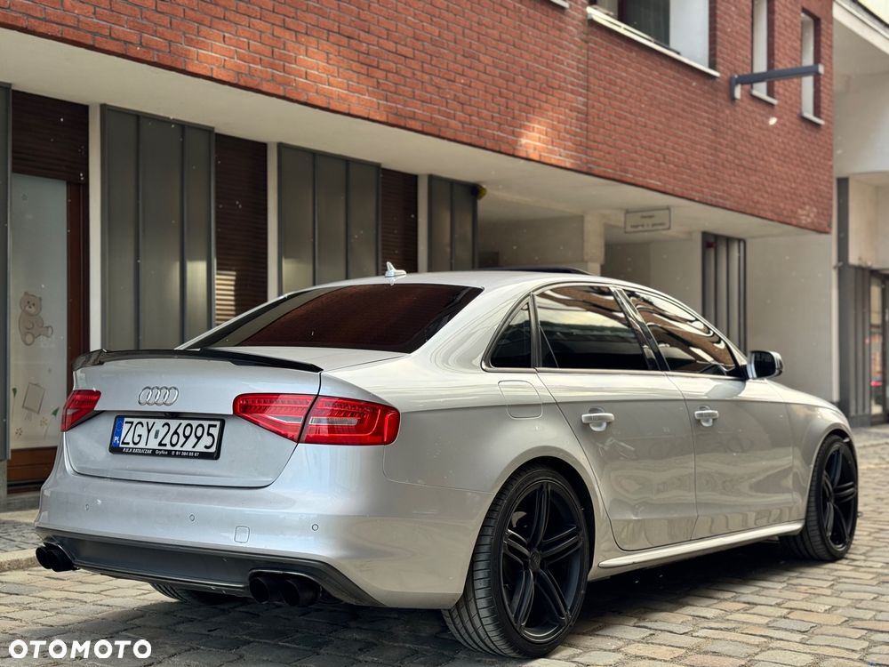 Audi S4 Limousine - 18