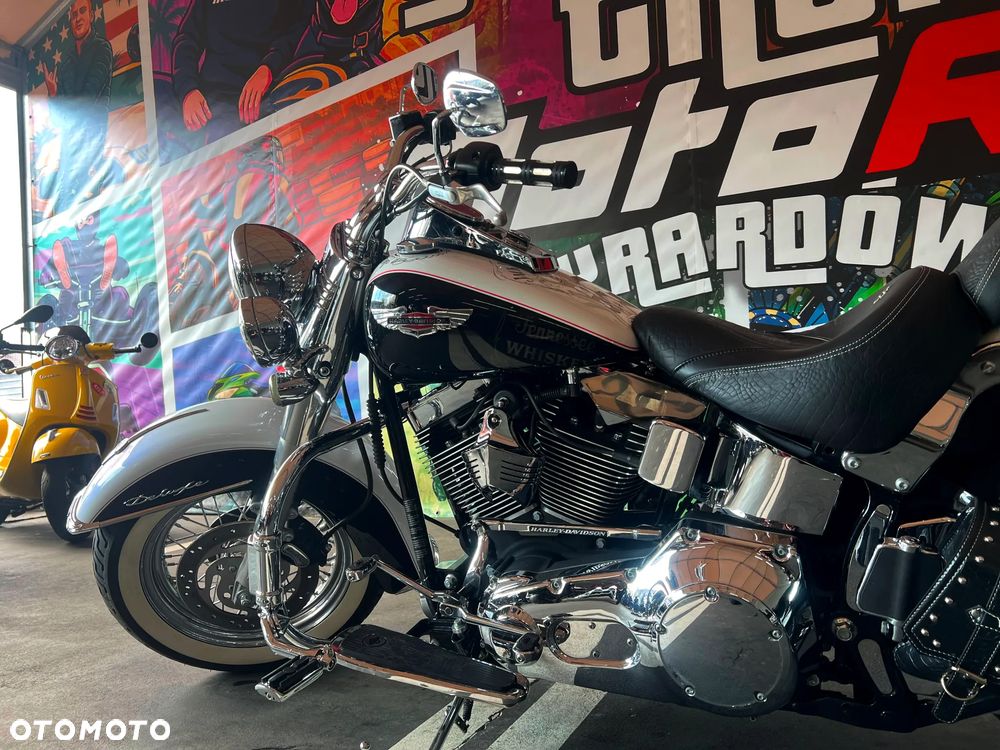 Harley-Davidson Softail Deluxe - 28