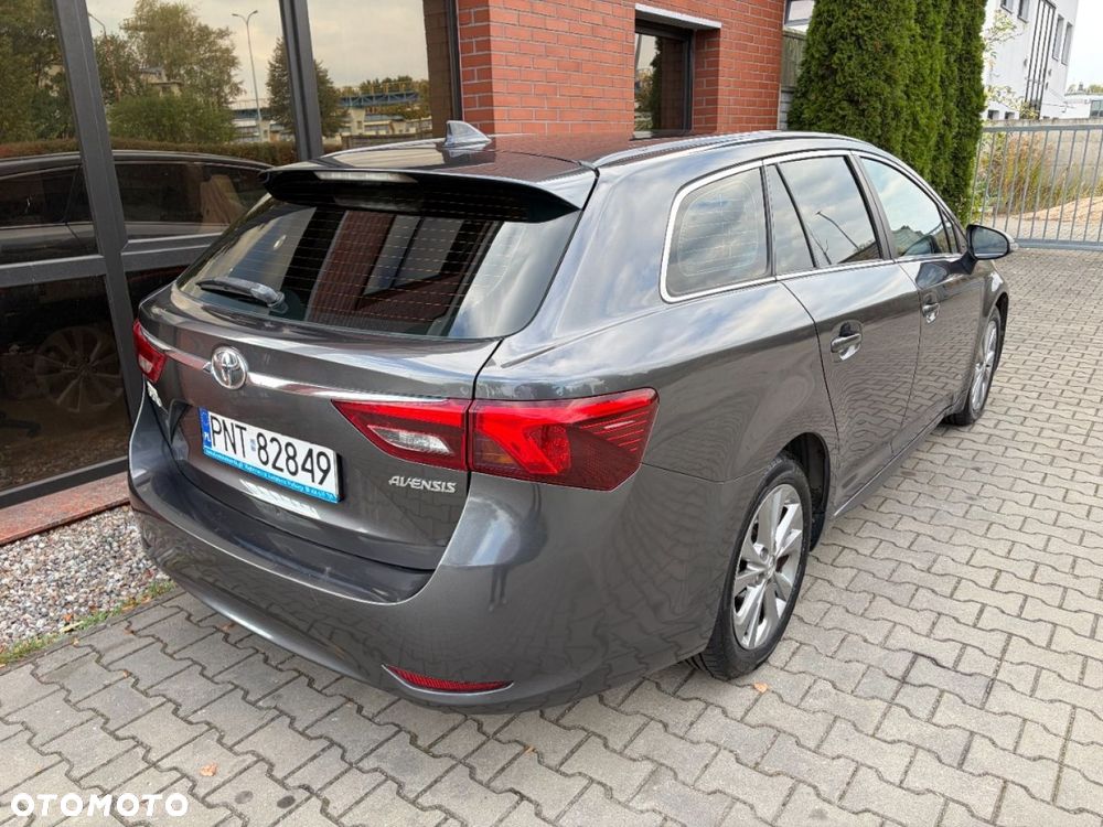 Toyota Avensis - 3