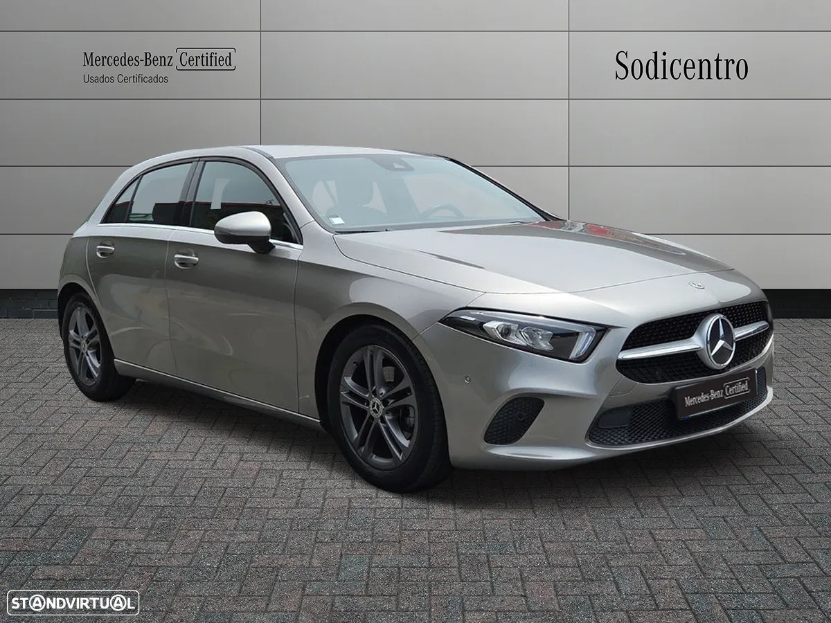 Mercedes-Benz A 180 d Style Plus - 2