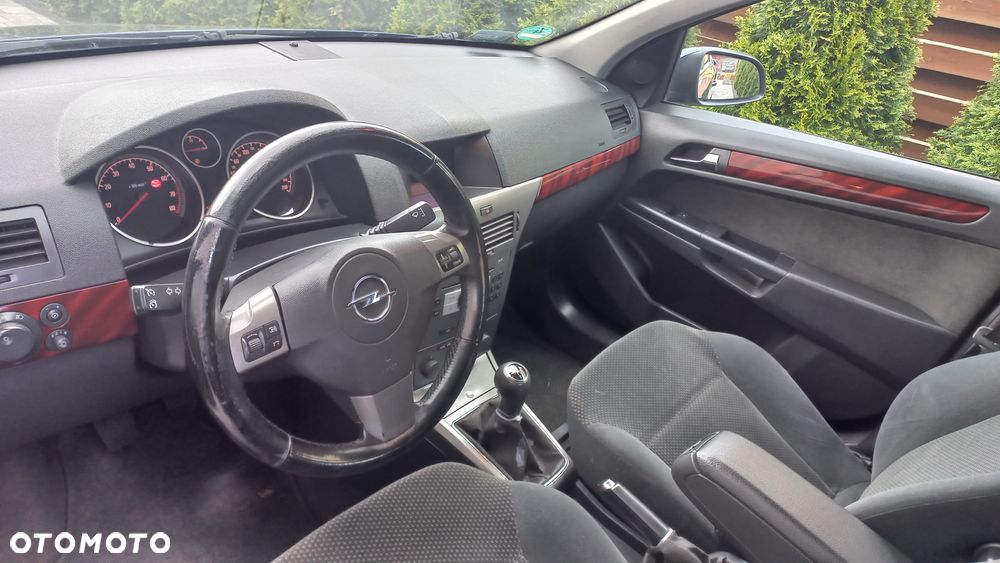 Opel Astra 1.6 Enjoy - 4