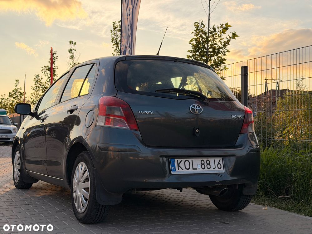 Toyota Yaris 1.33 Sol - 4