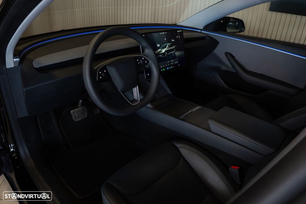 Tesla Model 3 Tração Traseira - 19