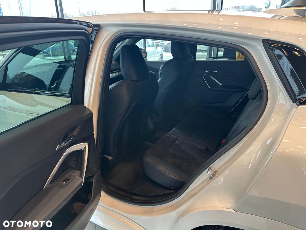 BMW X2 sDrive20i - 19