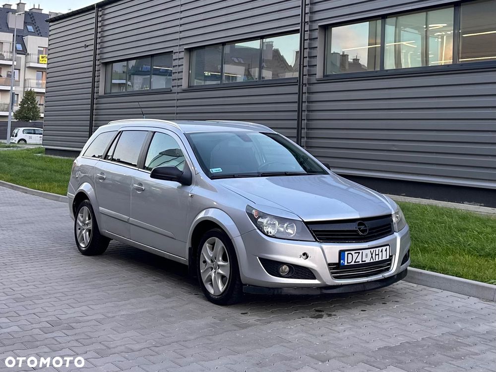 Opel Astra 1.9 CDTI Enjoy - 4