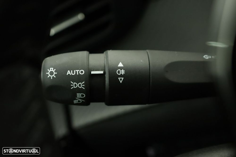 Peugeot 208 1.2 PureTech Style - 17