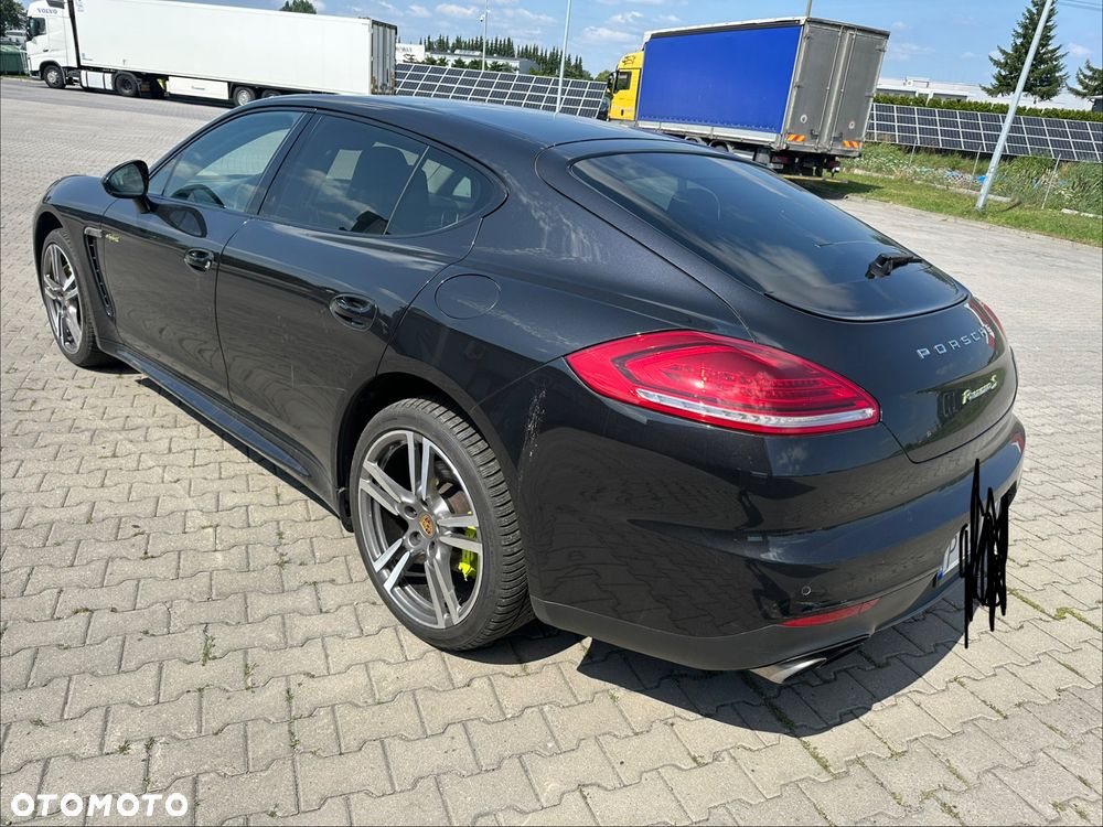 Porsche Panamera - 2