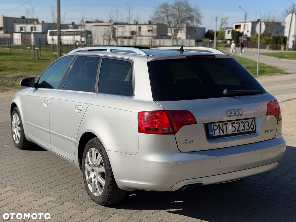 Audi A4 Avant 2.0 TDI - 4