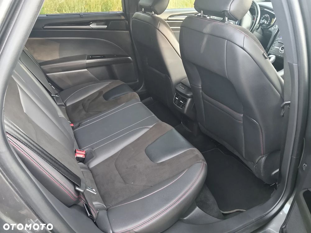 Ford Mondeo - 13