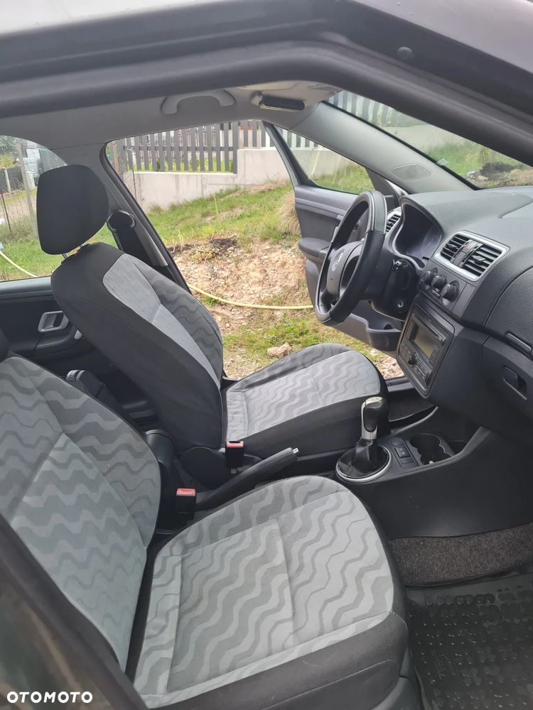 Skoda Roomster 2008 photo 4