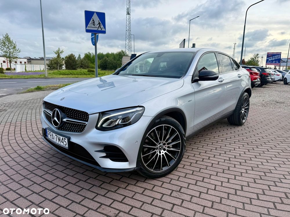 Mercedes-Benz GLC 220 d 4Matic 9G-TRONIC AMG Line - 8