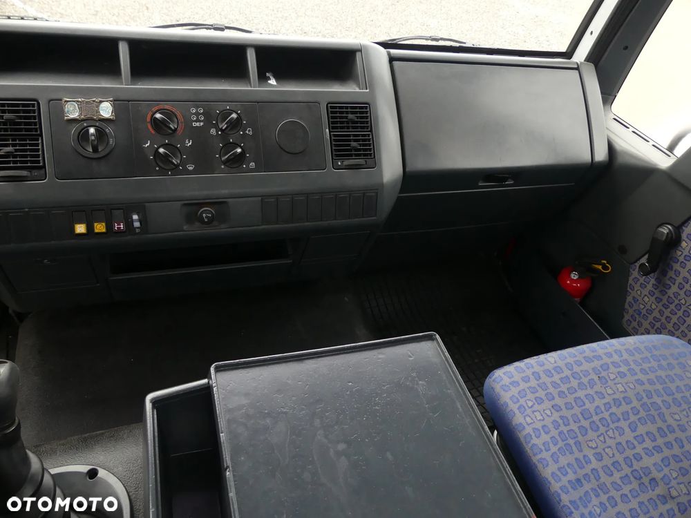 MAN LE 8.180 / 3- STRONNA WYWROTKA / BLOKADA MOSTU / - 31