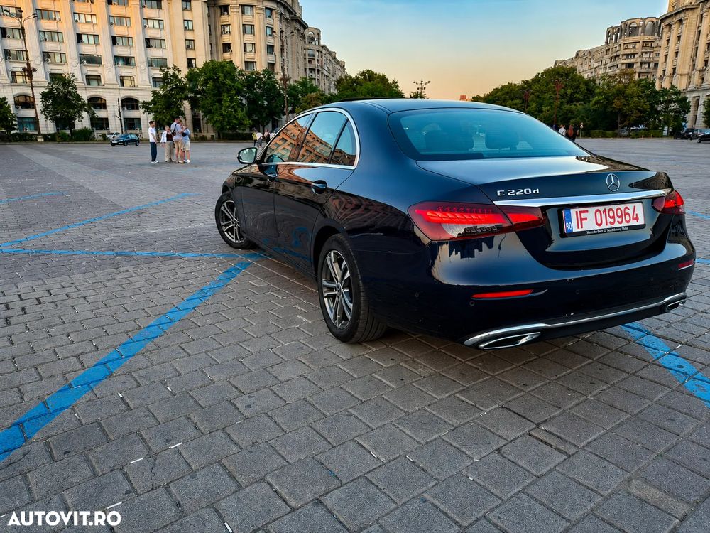 Mercedes-Benz E 220 d MHEV Aut. - 2
