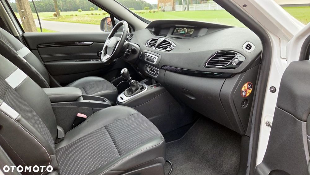 Renault Grand Scenic TCe 130 Luxe - 37