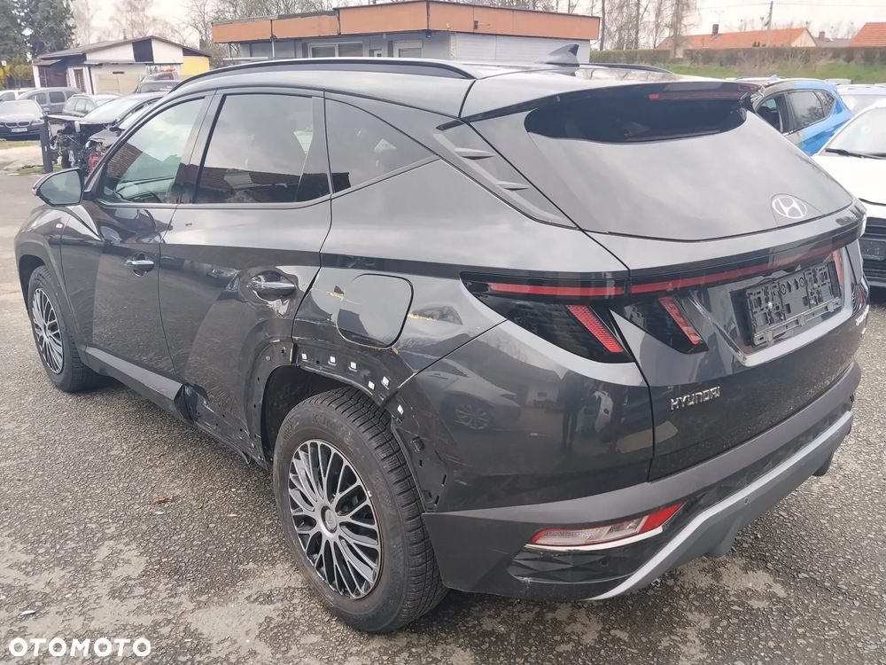 Hyundai Tucson 1.6 T-GDi Smart 4WD DCT - 4