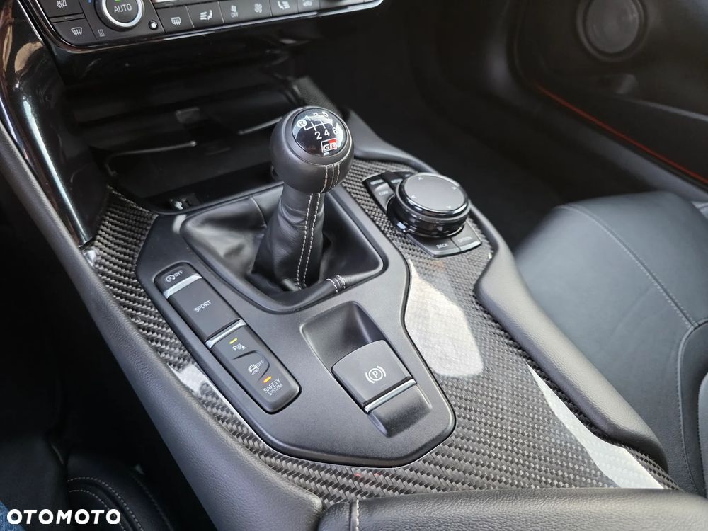 Toyota Supra - 32