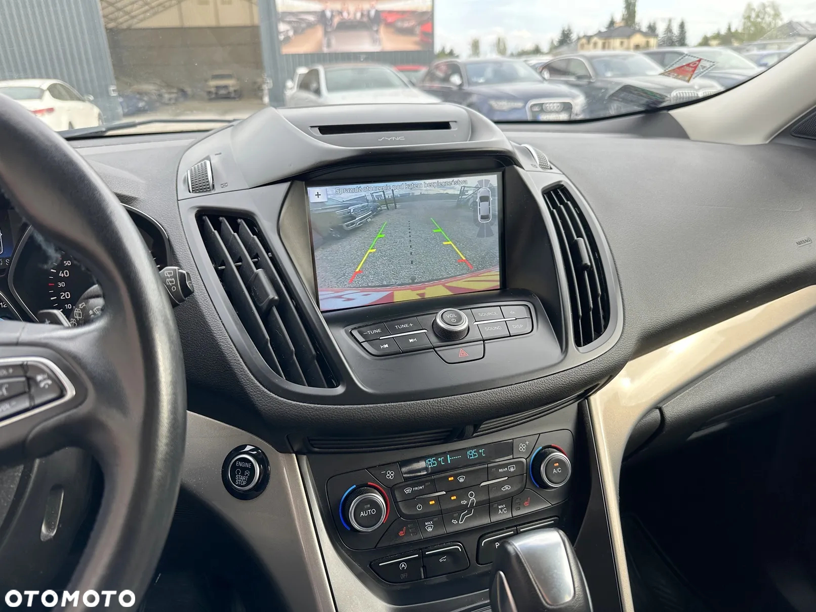 Ford Kuga 1.5 EcoBoost 4WD Titanium Plus - 9