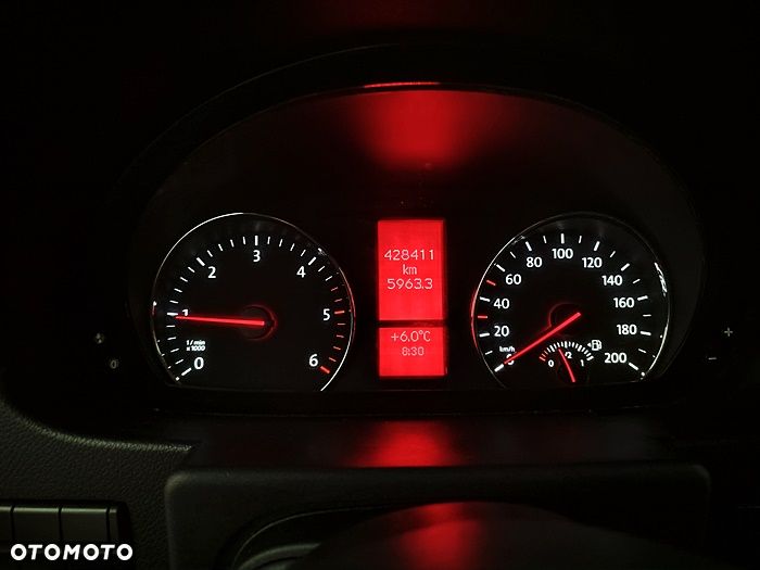 Volkswagen Crafter - 28