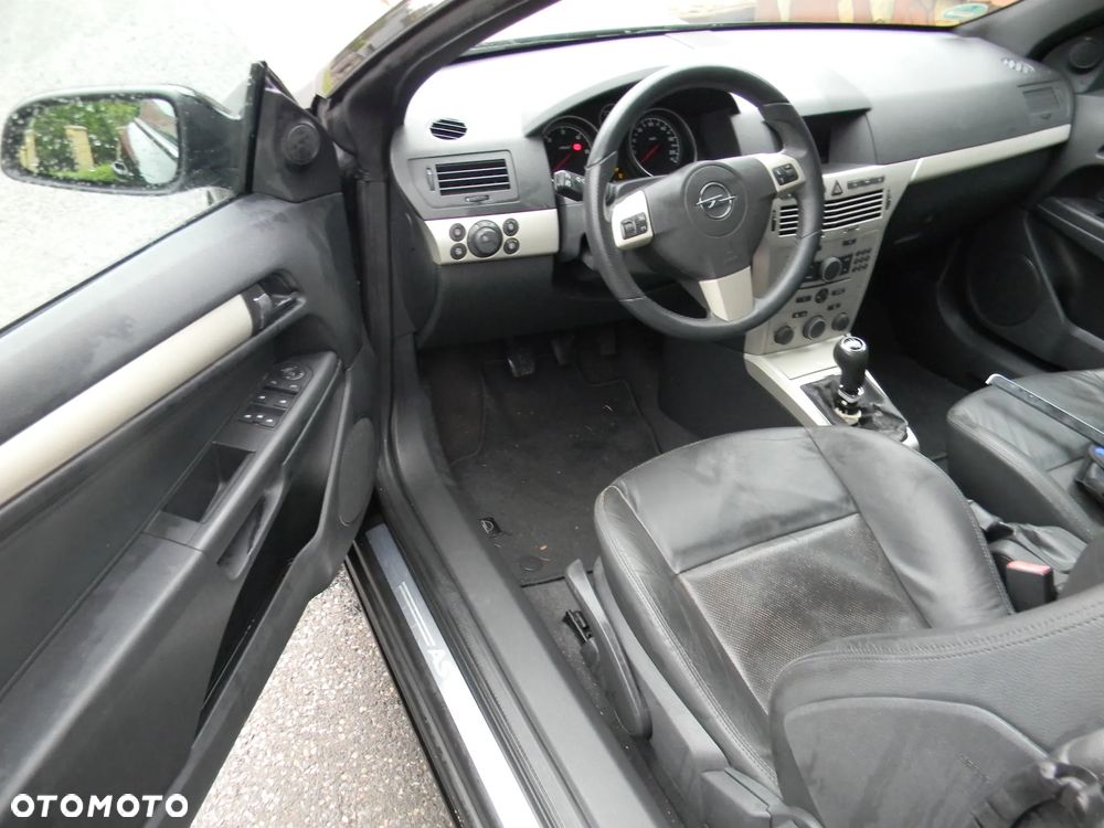 Opel Astra 1.9 CDTI DPF Edition - 22