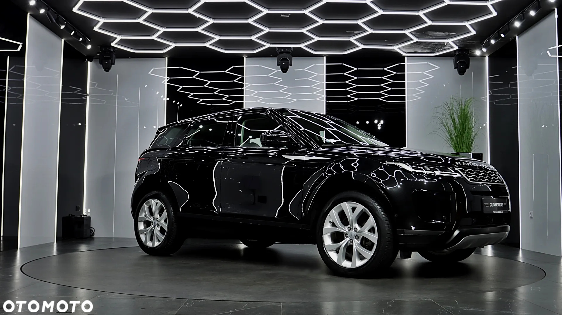 Land Rover Range Rover Evoque P200 SE - 11