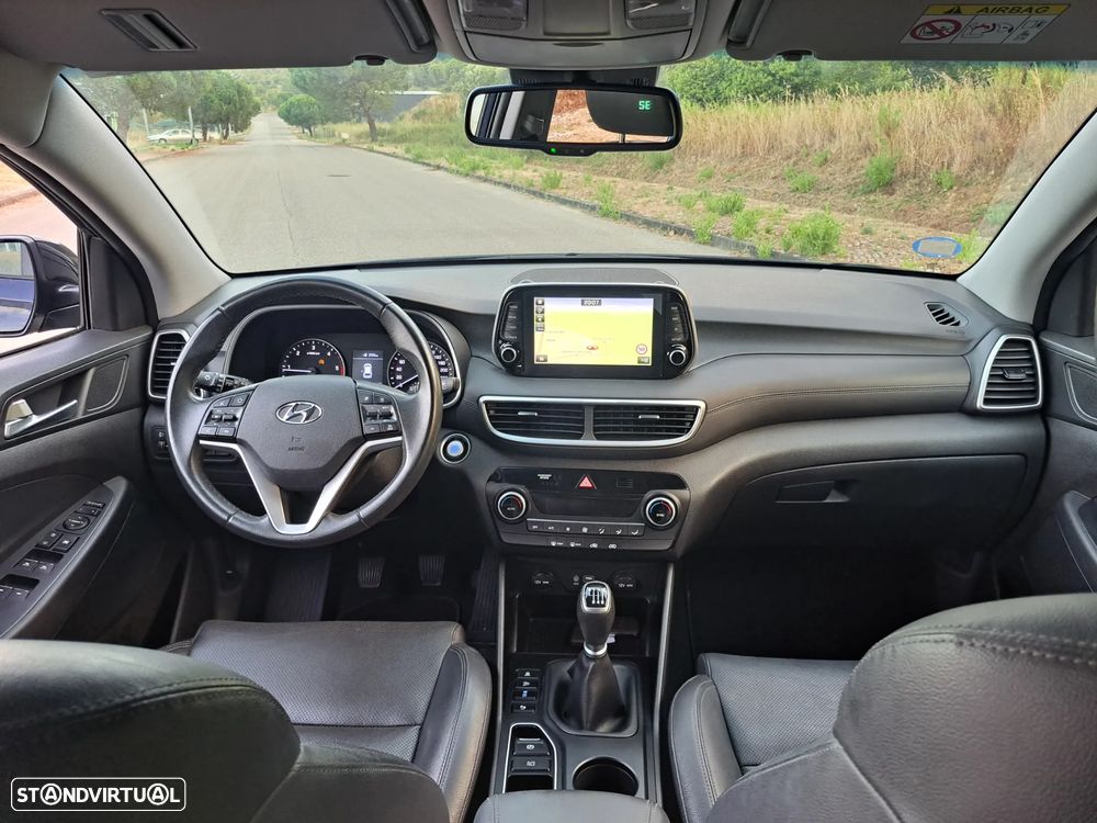 Hyundai Tucson 1.6 CRDi Premium +P.Pele+P.Style - 3