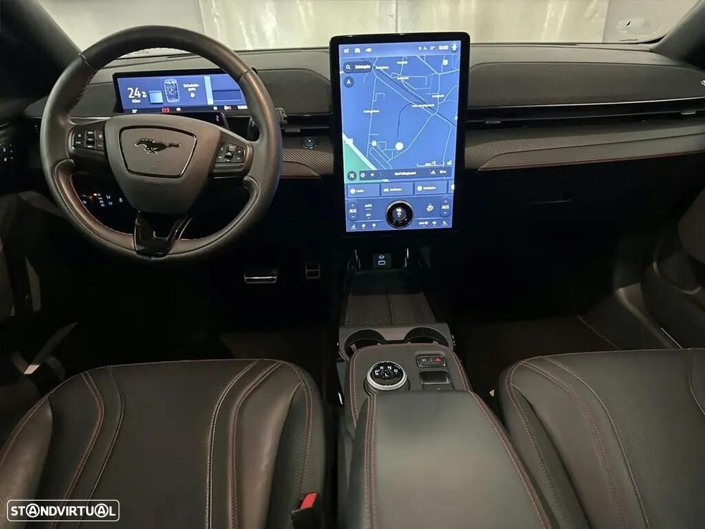 Ford Mustang Mach-E 75.7 kWh Premium AWD - 7