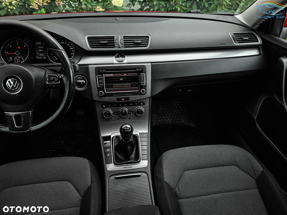 Volkswagen Passat 2.0 TDI 4Motion BlueMotion Technol Trendline - 22
