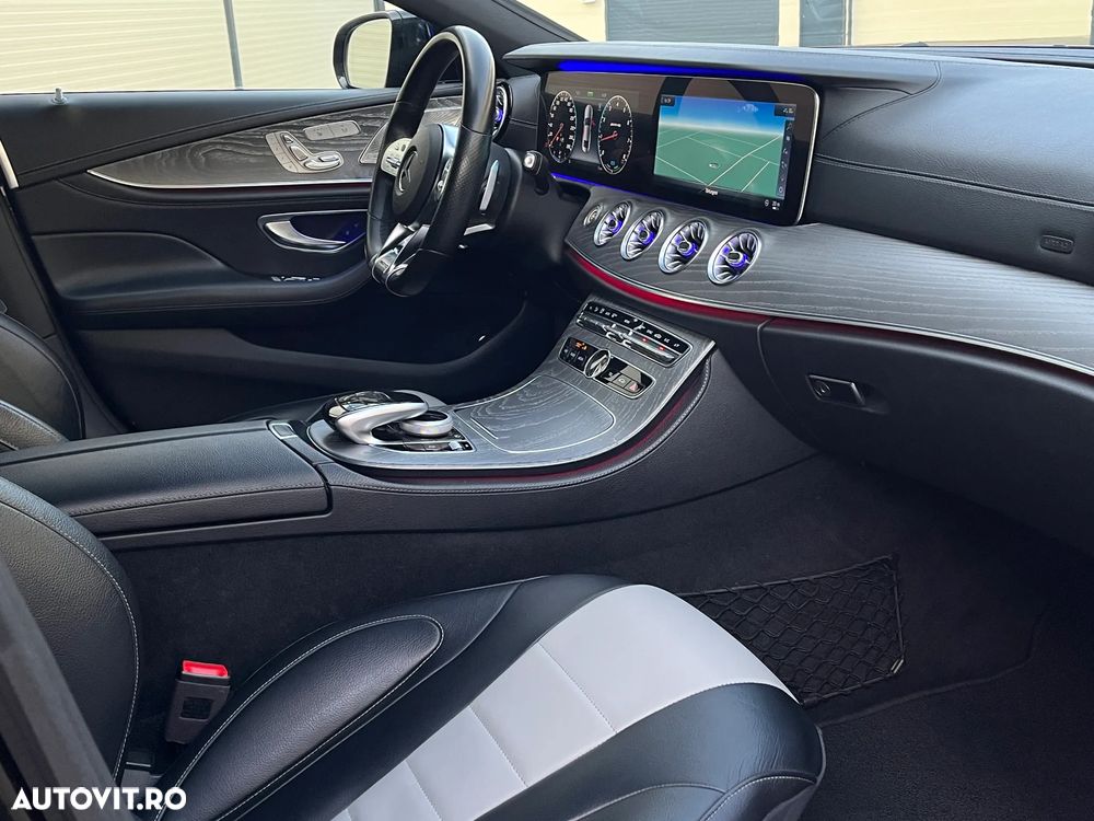 Mercedes-Benz CLS - 6