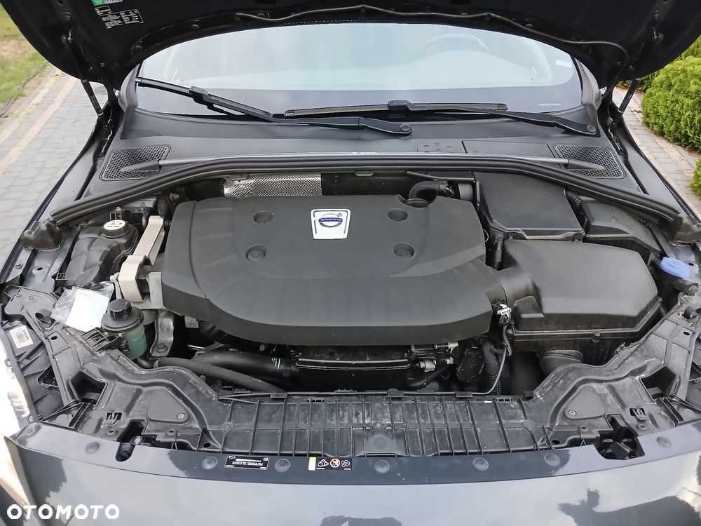 Volvo V60 D3 R-Design Momentum - 30