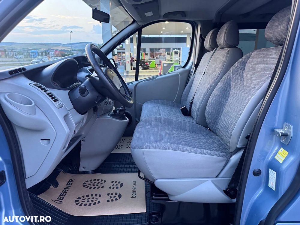 Renault Trafic Grand Passenger L2H1 Authentique - 17
