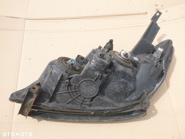 LAMPA PRAWY PRZÓD PRAWA PRZEDNIA HONDA CIVIC VII LIFT SEDAN 5D 04-06 - 27