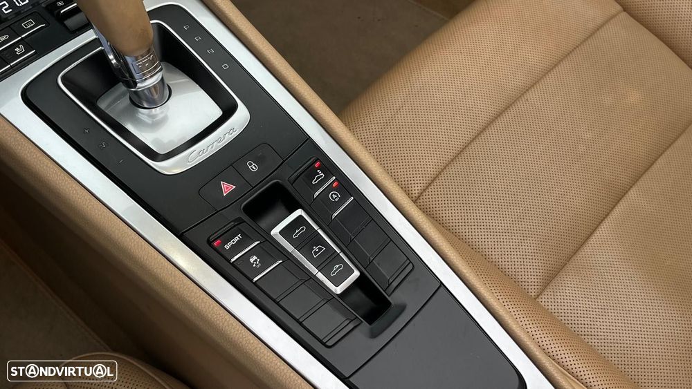 Porsche 911 Série G - 15