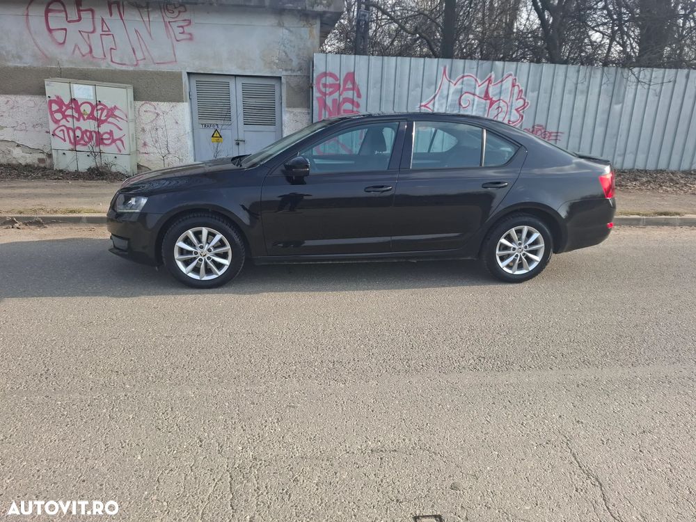 Skoda Octavia 2.0 TDI 4X4 Style - 3