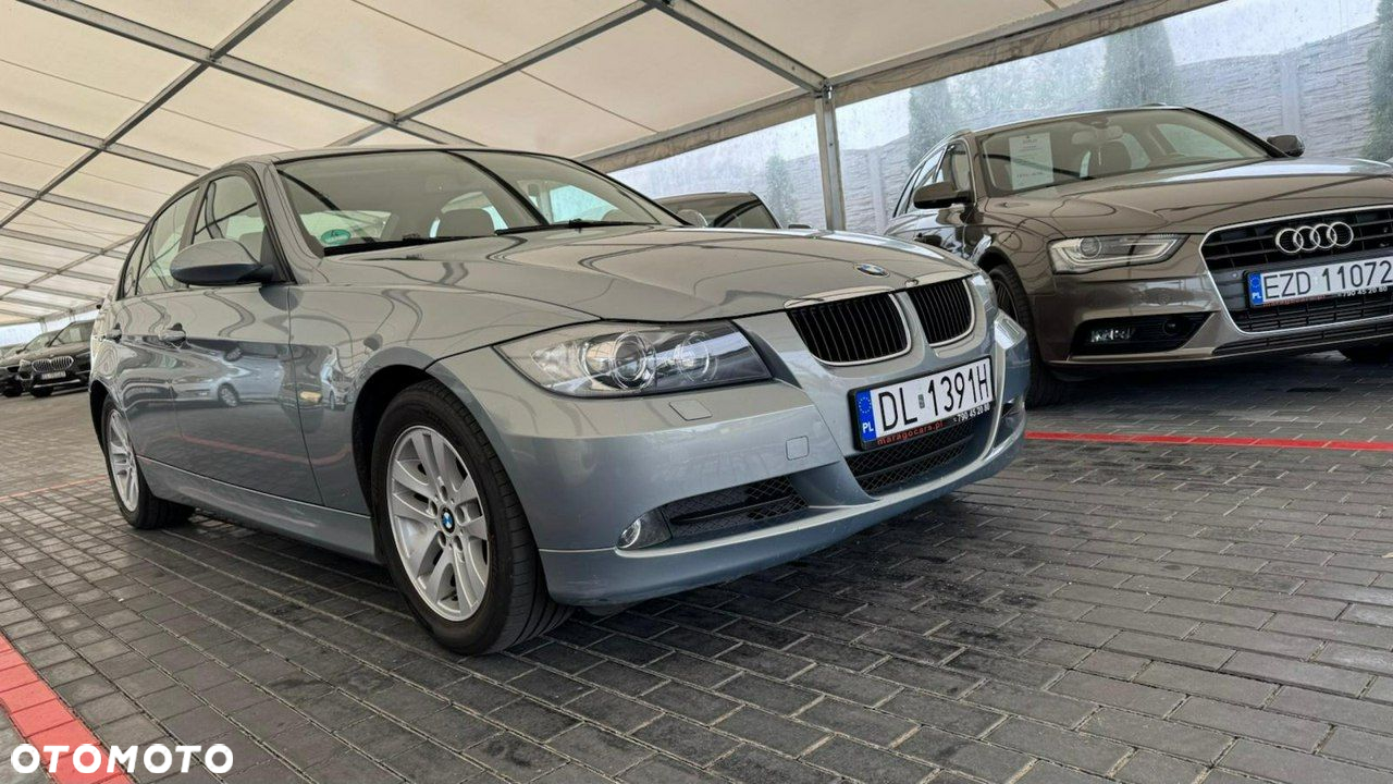 BMW Seria 3 320i - 7