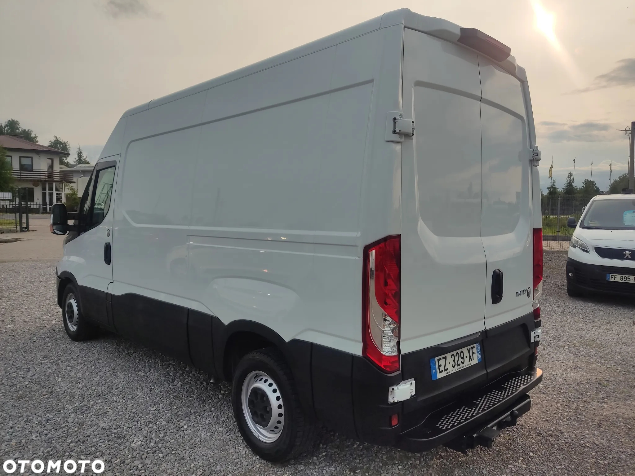 Iveco 35S140 - 10