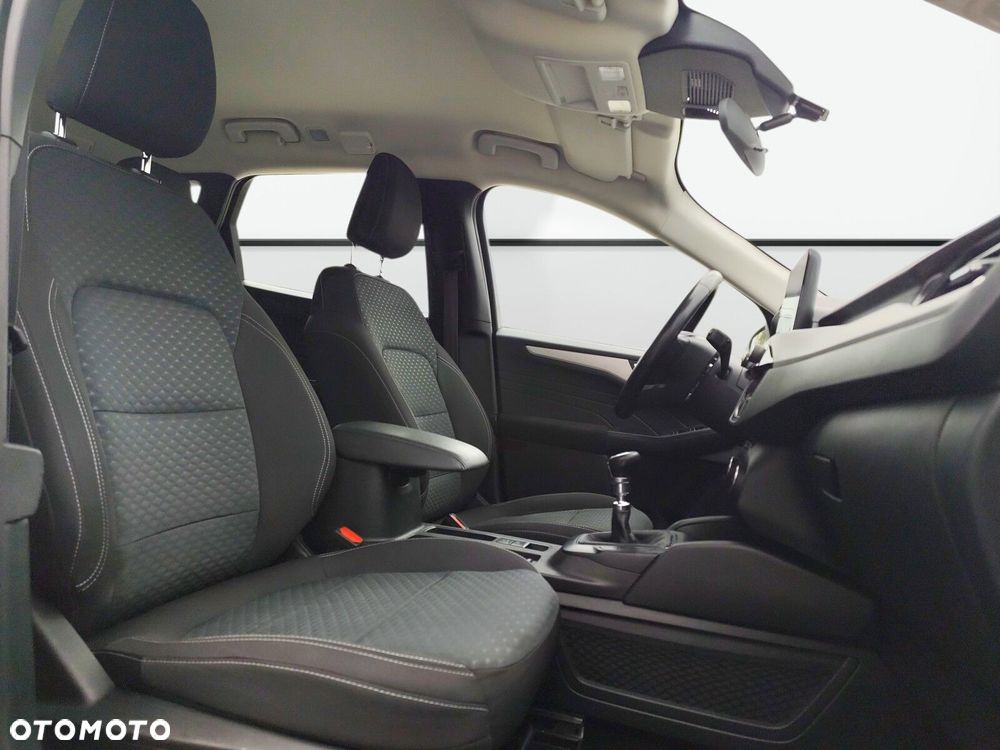 Ford Kuga - 19