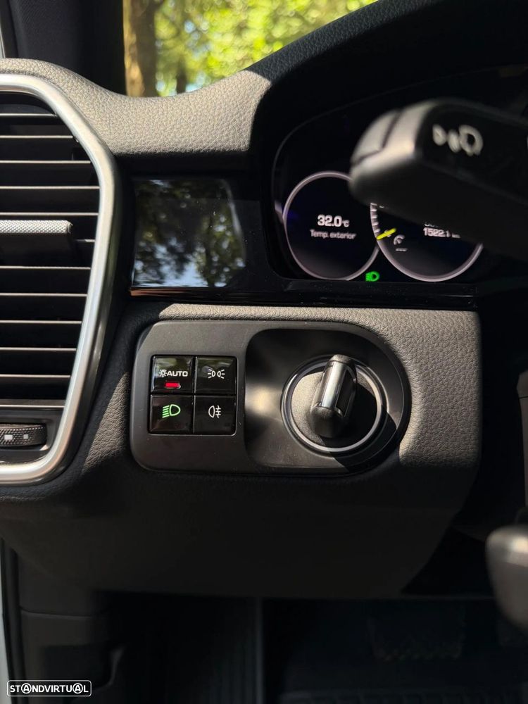 Porsche Cayenne E-Hybrid - 33