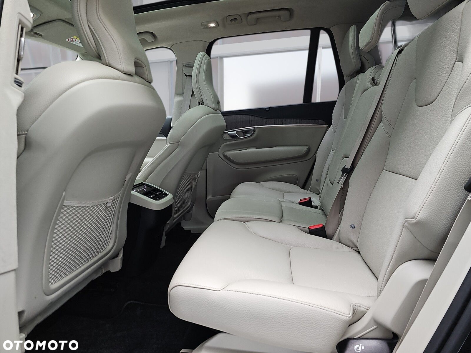 Volvo XC 90 B5 D AWD Ultimate Bright 7os - 17
