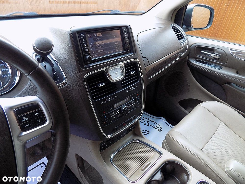 Lancia Voyager 2.8 CRD16v Silver - 15