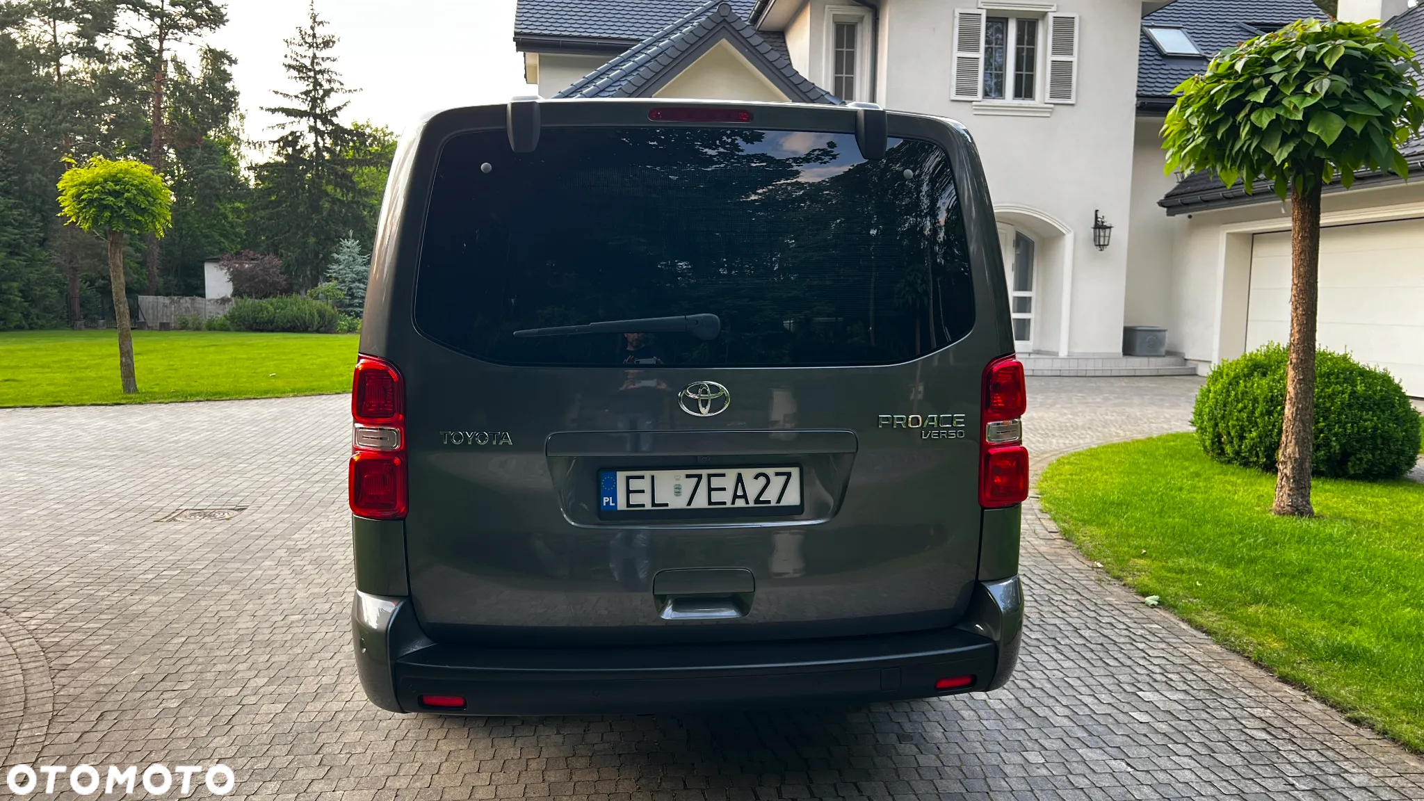 Toyota ProAce Kombi 2.0 D-4D Long 2,8t - 8