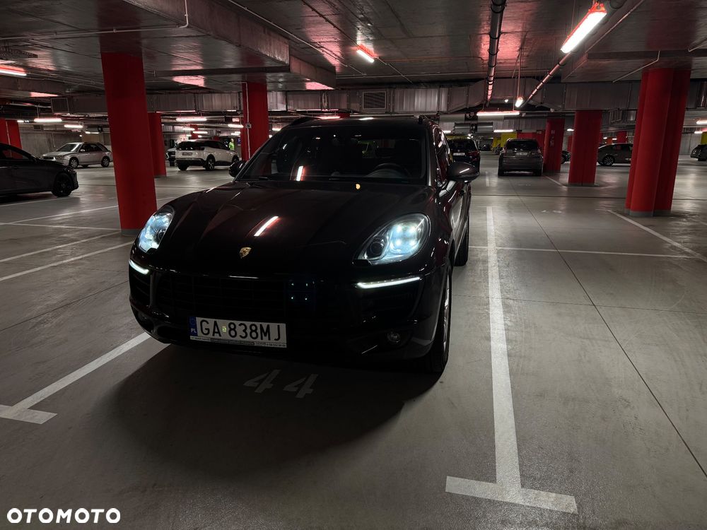 Porsche Macan S - 2