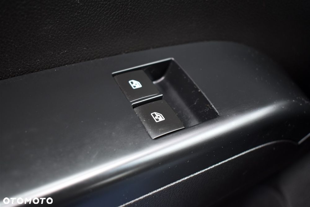 Chevrolet Aveo 1.2 LS - 32
