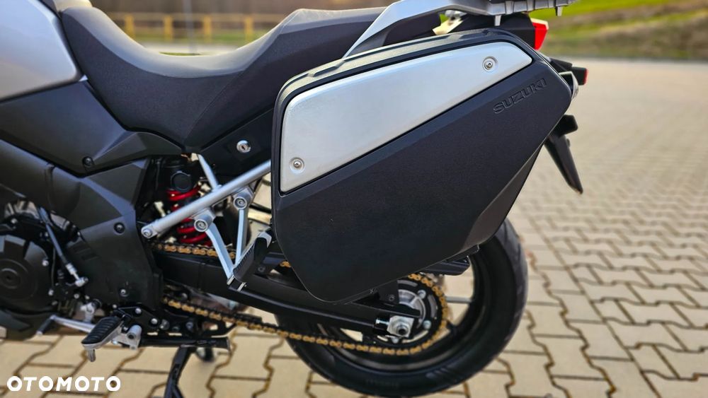 Suzuki DL - 22