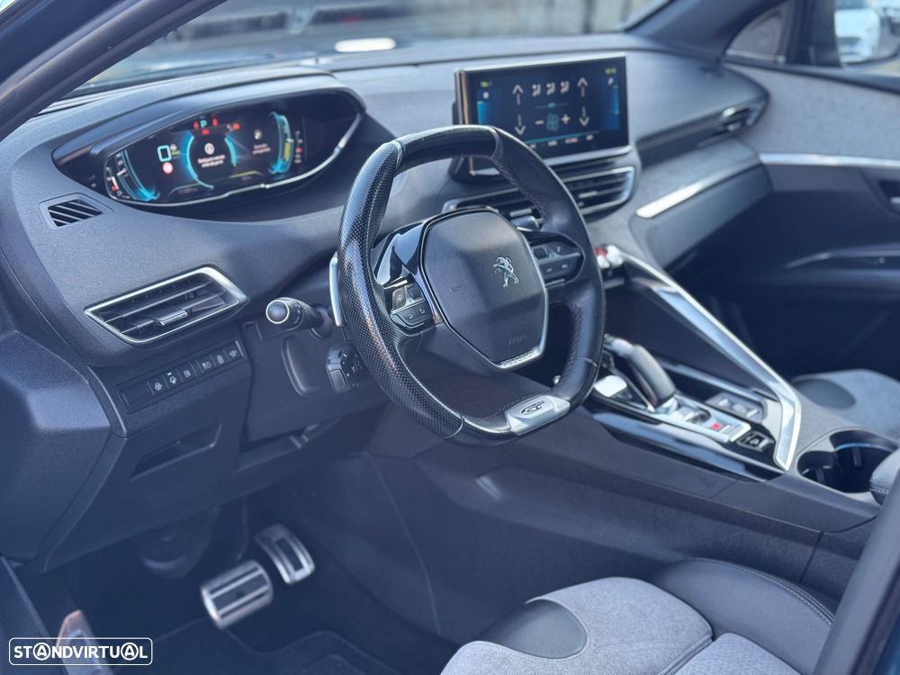 Peugeot 3008 1.6 Hybrid4 GT Pack e-EAT8 - 11