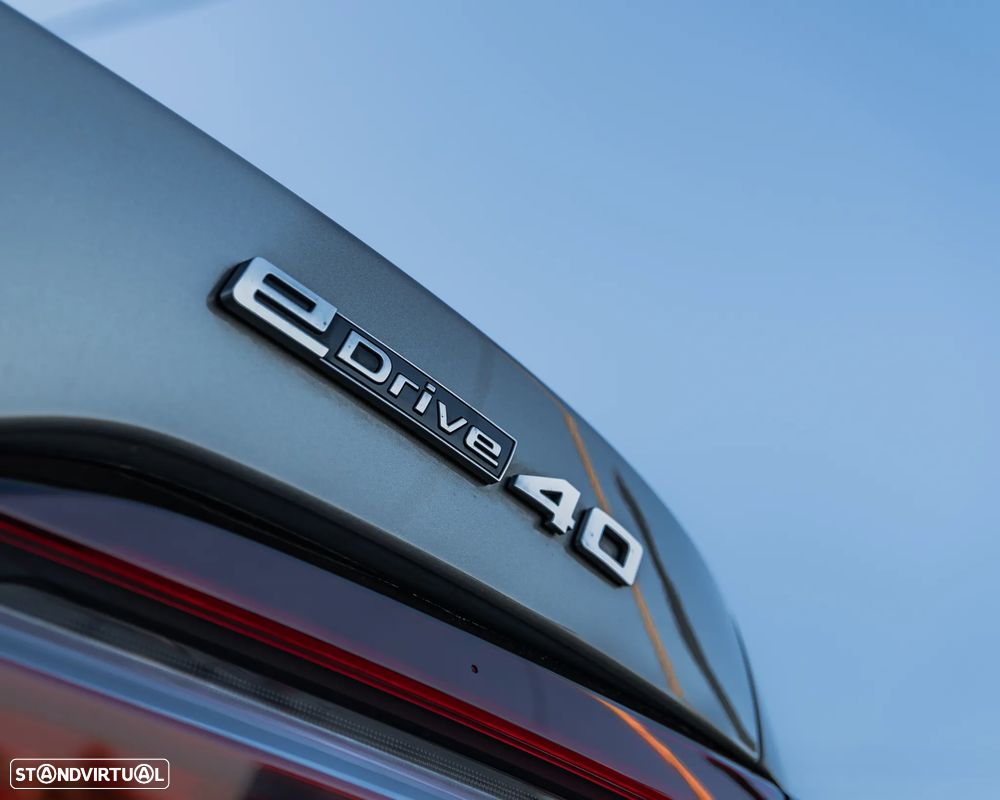 BMW i5 Touring eDrive40 - 49