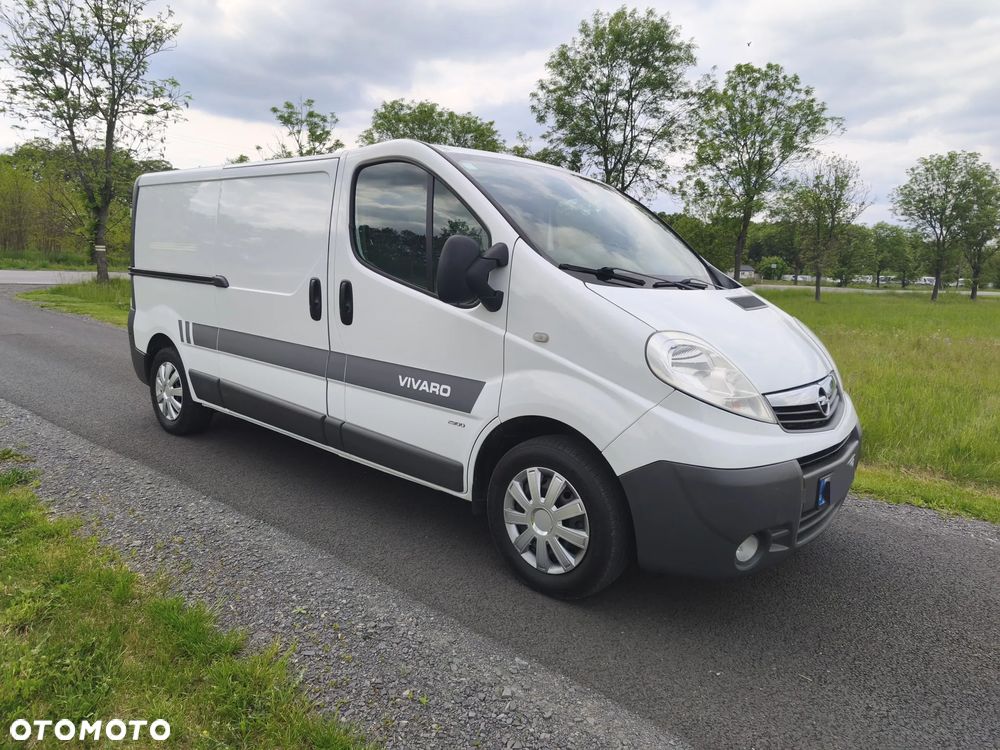 Opel Vivaro 2014R L2H1 2.0CDTi Klima Navi Tempomat Czujniki Hak Skrzydełka 115KM 6 Biegów Trafic - 1