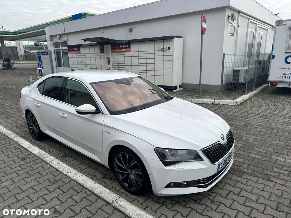 Skoda Superb 2.0 TDI L&K - 21