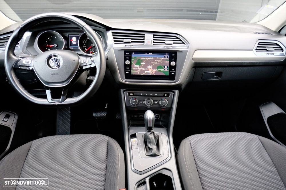 VW Tiguan Allspace 2.0 TDI Confortline DSG - 16